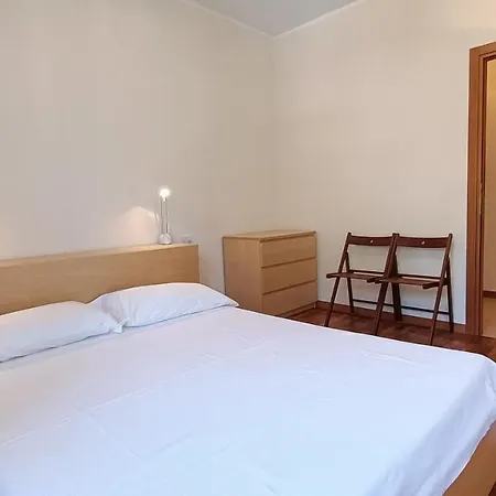 Views - Larihome A35 Apartment